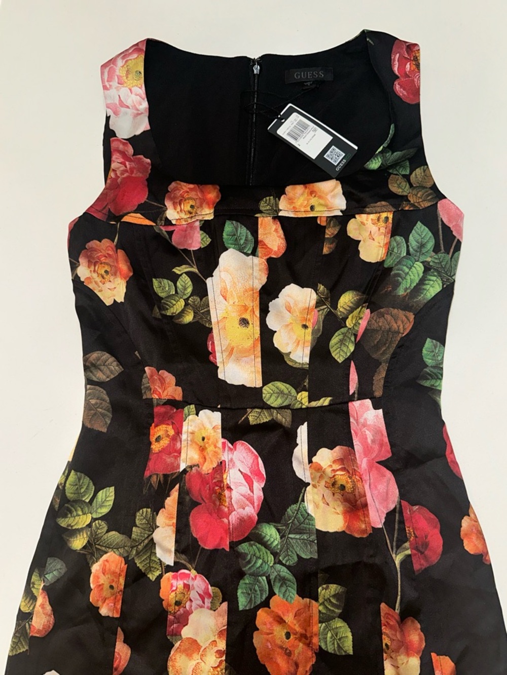 Guess Black Pencil Skirt with Multicolor Floral Print